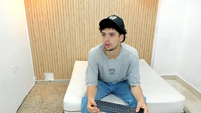 ISRAEL GRAY online show from 17, 10, 2025