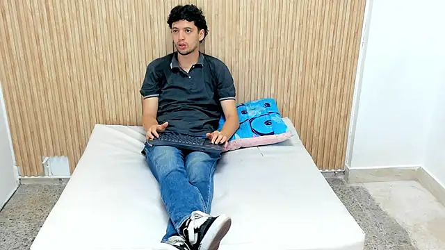 ISRAEL GRAY online show from 18, 10, 2025