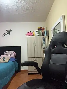 Snapshot of Miichii chatting on 3, 12, 2025 Miichii online show from 3, 12, 2025