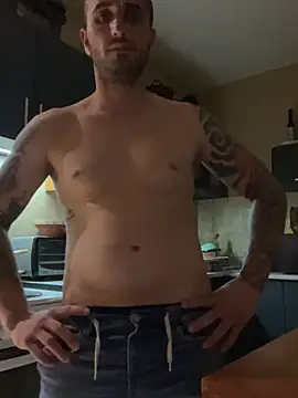 tompet2122 online show from 10, 4, 2026