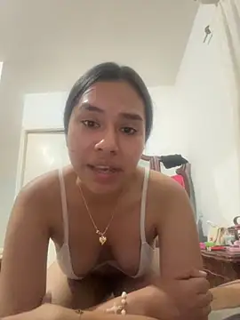 Snapshot of Brianna_bunny05 chatting on 14, 11, 2025 Brianna bunny05 online show from 14, 11, 2025