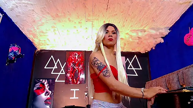 Snapshot of Fersexy_Dolls chatting on 29, 10, 2025 Fersexy Dolls online show from 29, 10, 2025