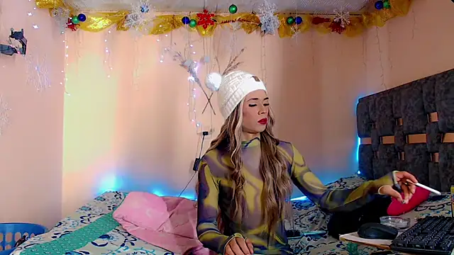 Snapshot of Fersexy_Dolls chatting on 5, 12, 2025 Fersexy Dolls online show from 5, 12, 2025