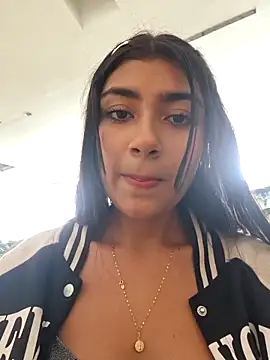 Sweed-virgin-pussy online show from 26, 3, 2026