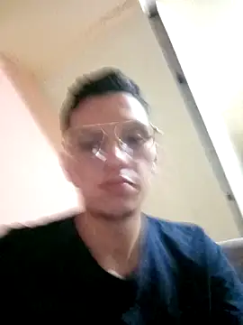 Snapshot of Raven_king chatting on 20, 12, 2025 Raven king online show from 20, 12, 2025