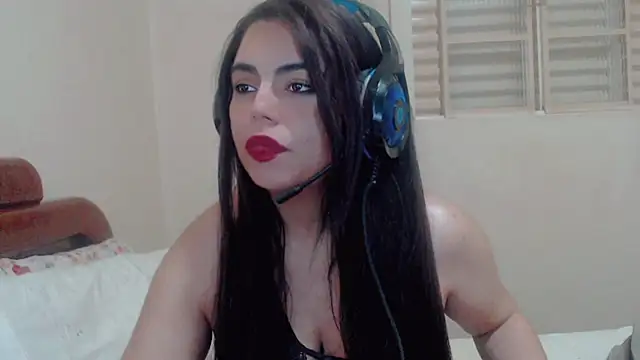 Snapshot of AgathaMendes chatting on 5, 10, 2025 AgathaMendes online show from 5, 10, 2025