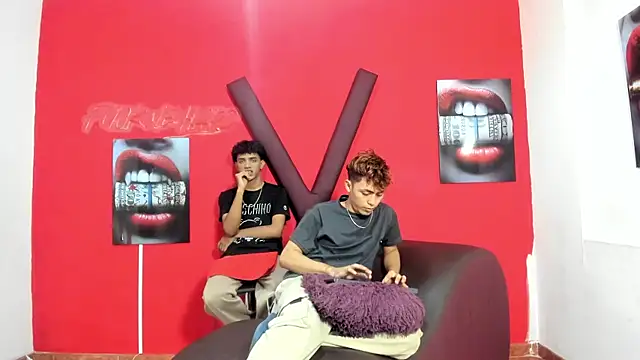 VERY HOT GUYS online show from 11, 4, 2026