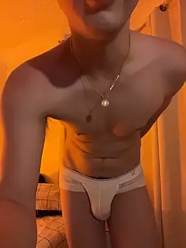 Snapshot of LiamMyst chatting on 23, 11, 2025 LiamMyst online show from 23, 11, 2025