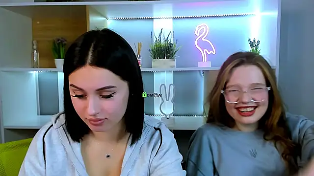 Snapshot of vivy_star1 chatting on 18, 1, 2026 vivy star1 online show from 18, 1, 2026