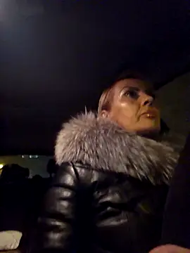 KirraWhite online show from 17, 12, 2025