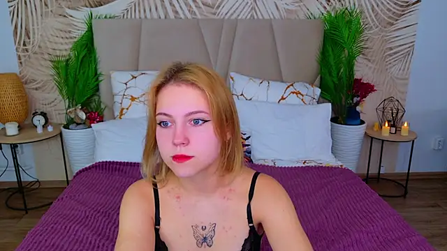 Snapshot of Stellahaart chatting on 13, 10, 2025 Stellahaart online show from 13, 10, 2025