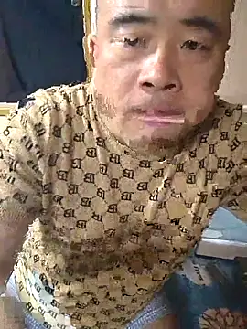 han515319 online show from 25, 2, 2026