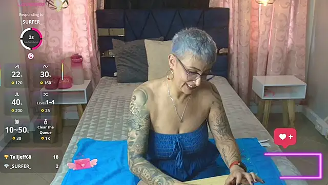 Snapshot of Charlotte__Gray chatting on 3, 12, 2025 Charlotte Gray online show from 3, 12, 2025