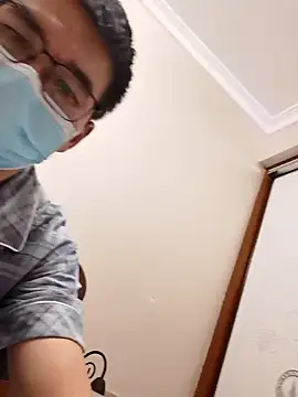 Snapshot of chougegg0214 chatting on 31, 10, 2025 chougegg0214 online show from 31, 10, 2025