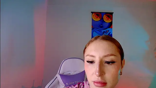 Bennuluspeach  online show from 2, 6, 2026