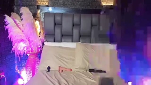 Snapshot of Celeeste_Rose chatting on 23, 10, 2025 Celeeste Rose online show from 23, 10, 2025