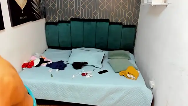 Snapshot of casike1 chatting on 1, 12, 2025 casike1 online show from 1, 12, 2025