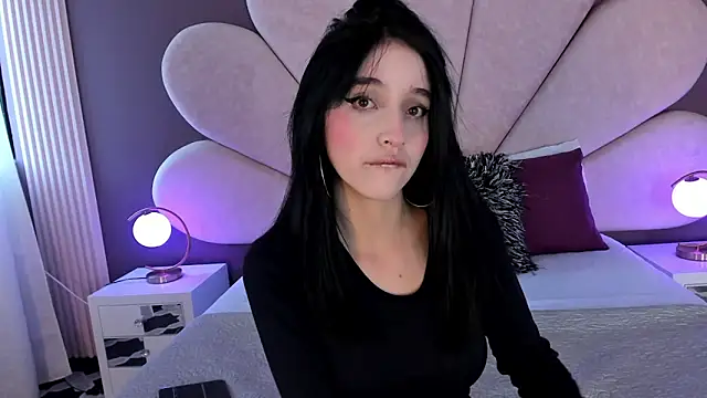 MeganR  online show from 6, 4, 2026