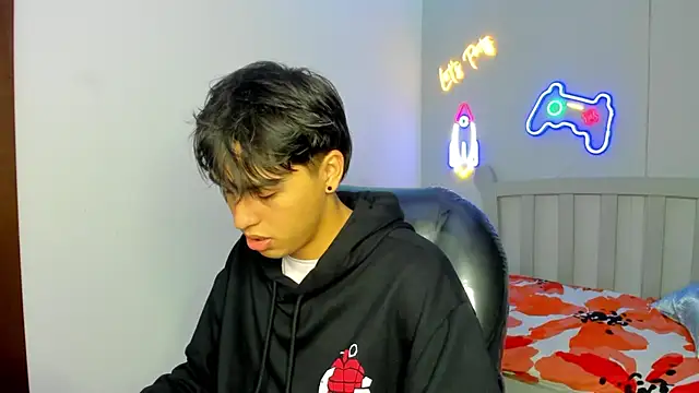 StiwenTwink online show from 22, 10, 2025