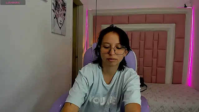 Snapshot of Klaret_Toy chatting on 1, 7, 2026 Klaret Toy online show from 1, 7, 2026