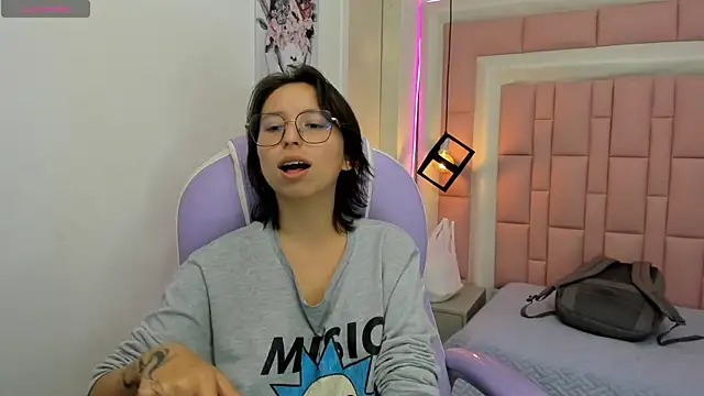 Snapshot of Klaret_Toy chatting on 9, 7, 2026 Klaret Toy online show from 9, 7, 2026