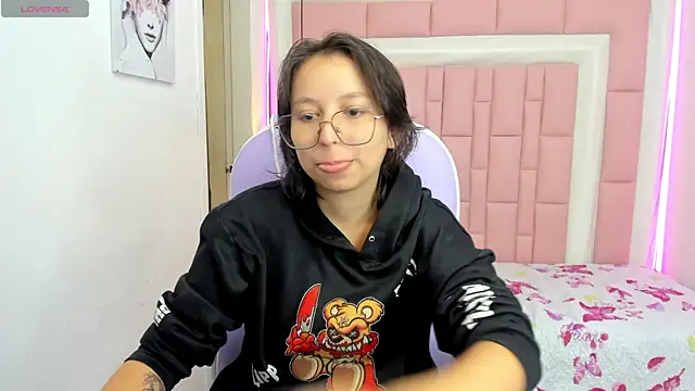 Snapshot of Klaret_Toy chatting on 10, 7, 2026 Klaret Toy online show from 10, 7, 2026