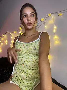 SaraMistick online show from 17, 4, 2026