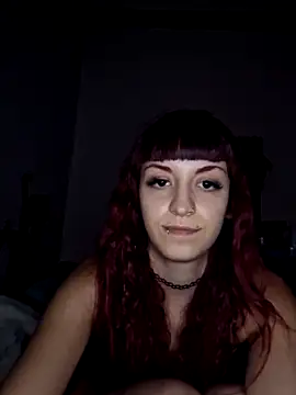 Snapshot of Sweetredevil chatting on 19, 12, 2025 Sweetredevil online show from 19, 12, 2025