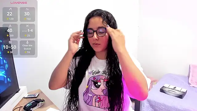 Venus cat  online show from 28, 10, 2025