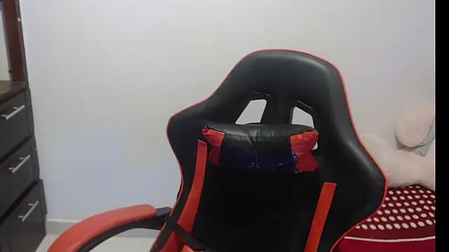 Snapshot of emily_sexxx chatting on 15, 1, 2026 emily sexxx online show from 15, 1, 2026