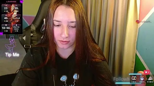 Snapshot of Mysticdoll69_ chatting on 18, 10, 2025 Mysticdoll69 online show from 18, 10, 2025