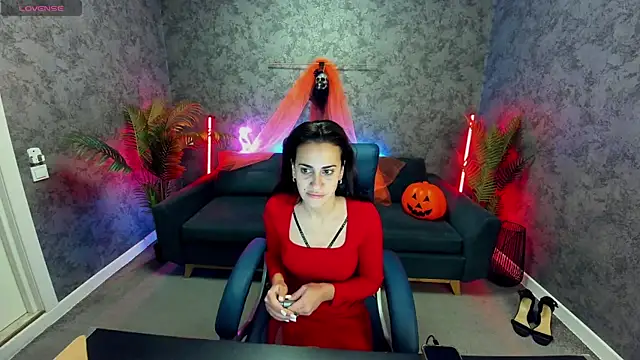 Snapshot of CherrySecrett chatting on 29, 10, 2025 CherrySecrett online show from 29, 10, 2025