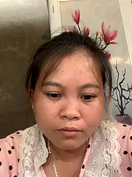 lan-xinh01 online show from 5, 10, 2025