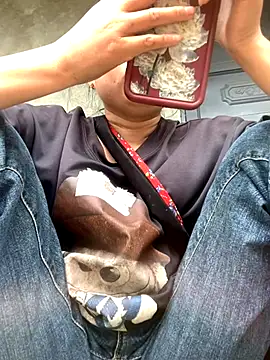 lan-xinh01 online show from 30, 10, 2025