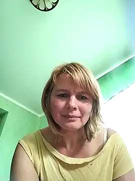 Snapshot of Masha412111 chatting on 12, 10, 2025 Masha412111 online show from 12, 10, 2025