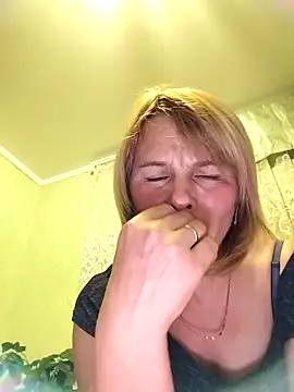 Snapshot of Masha412111 chatting on 15, 10, 2025 Masha412111 online show from 15, 10, 2025