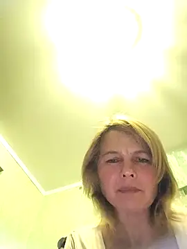 Snapshot of Masha412111 chatting on 21, 10, 2025 Masha412111 online show from 21, 10, 2025