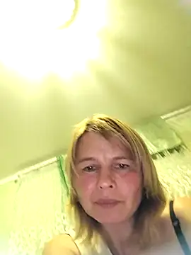 Snapshot of Masha412111 chatting on 23, 10, 2025 Masha412111 online show from 23, 10, 2025