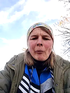 Snapshot of Masha412111 chatting on 1, 11, 2025 Masha412111 online show from 1, 11, 2025