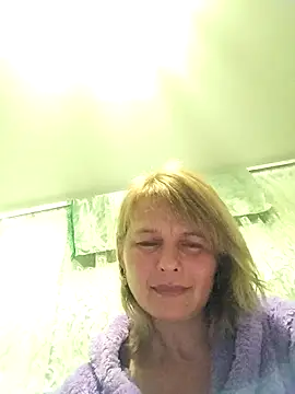 Snapshot of Masha412111 chatting on 20, 11, 2025 Masha412111 online show from 20, 11, 2025