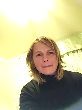 Snapshot of Masha412111 chatting on 22, 11, 2025 Masha412111 online show from 22, 11, 2025