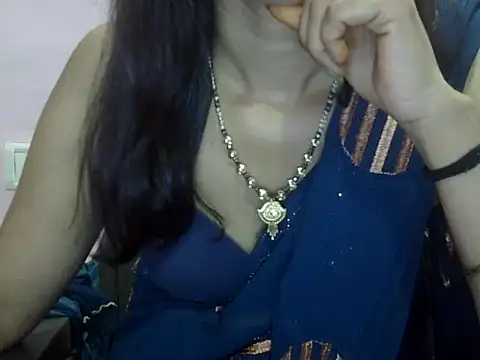 Laila Cute online show from 5, 5, 2026
