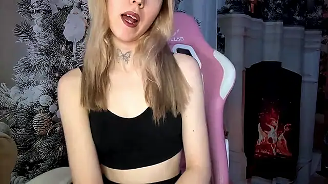 Snapshot of Jerrieberry chatting on 1, 12, 2025 Jerrieberry online show from 1, 12, 2025