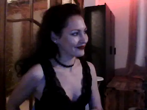 Snapshot of ShyGirlV chatting on 4, 12, 2025 ShyGirlV online show from 4, 12, 2025