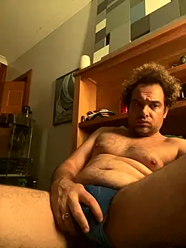 Snapshot of GymBoy83 chatting on 15, 11, 2025 GymBoy83 online show from 15, 11, 2025