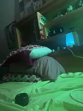 Snapshot of GymBoy83 chatting on 14, 12, 2025 GymBoy83 online show from 14, 12, 2025