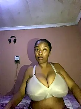 Snapshot of Barbiianaa chatting on 12, 10, 2025 Barbiianaa online show from 12, 10, 2025