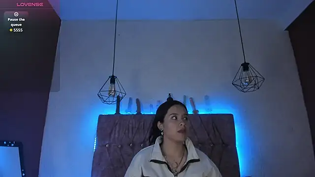 Snapshot of Mia_lopez_1 chatting on 13, 11, 2025 Mia lopez 1 online show from 13, 11, 2025