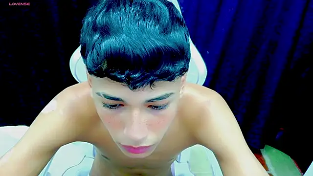 Snapshot of Im_david02 chatting on 3, 11, 2025 Im david02 online show from 3, 11, 2025