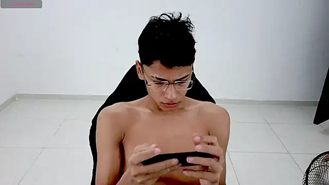 Im david02 online show from 16, 4, 2026